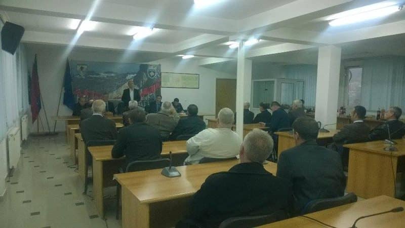 Opština Kačanik nagradjuje zahvalnicama istaknute nastavnike