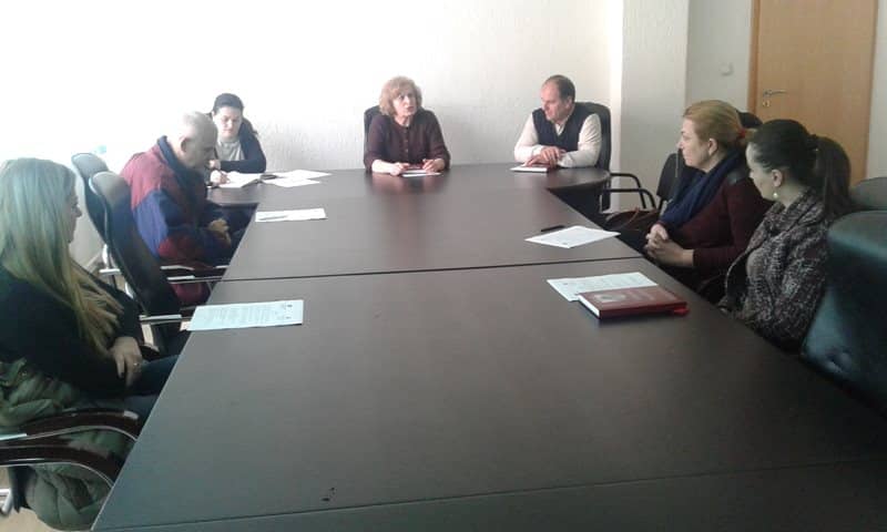 Nazife Krasniqi izbira se za predsedavajučeg komiteta za Zajednice