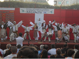 mbremja-e-II-e-festivalit-2010-1.jpg